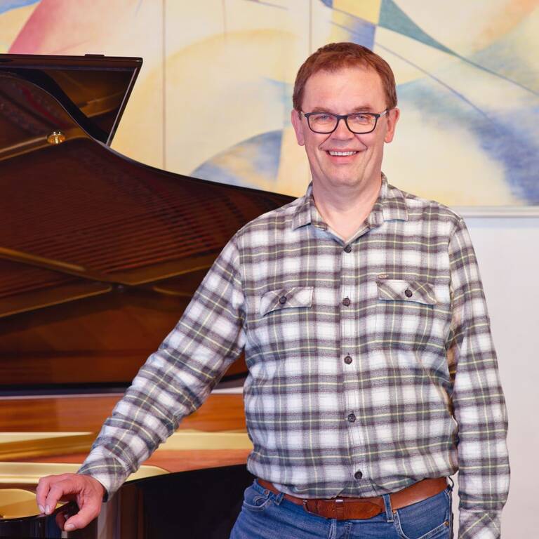 Musikschullehrer Johannes Spyrka