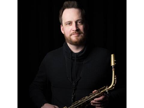 Markus Harm mit seinem Saxophon.